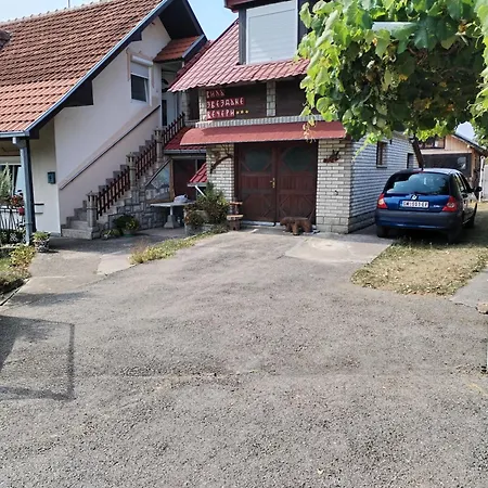Zvezdane Veceri Apartment *